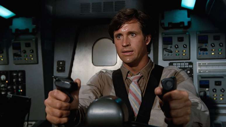 Cena do filme Apertem os Cintos, o Piloto Sumiu 2 - Reprod&ccedil;&atilde;o