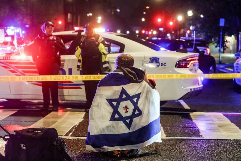Attack USA kills employees of the Israel Embassy Attack USA kills employees of the Israel Embassy