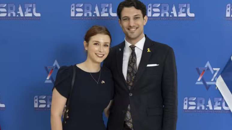 Casal brutalmente assassinado ap&oacute;s evento planejava noivado: 'Eram jovens'