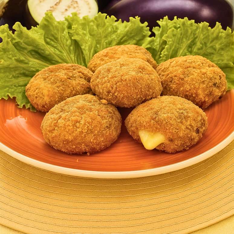 Eggplant meatball on Airfryer: better than meat