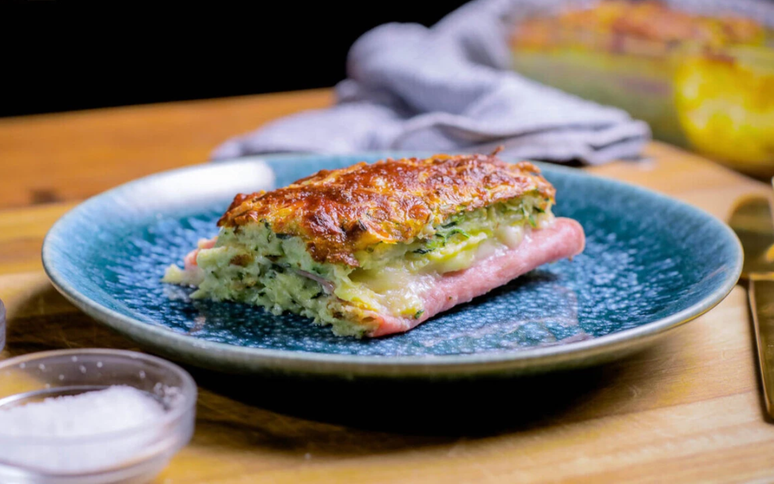 Delicious and full of protein dinner you can do in a fryer: he has zucchini, eggs and little else Delicious and full of protein dinner you can do in a fryer: he has zucchini, eggs and little else
