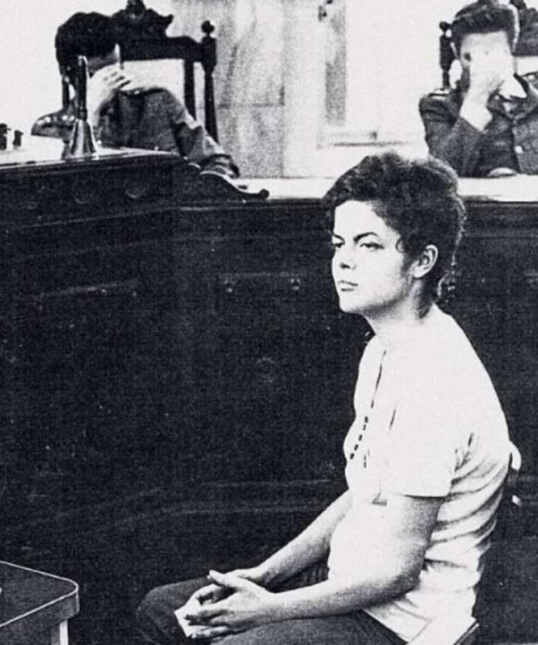 Em 1970, Dilma &eacute; condenada por "subvers&atilde;o" e fica presa at&eacute; 1972, na capital paulista, no pres&iacute;dio Tiradentes.