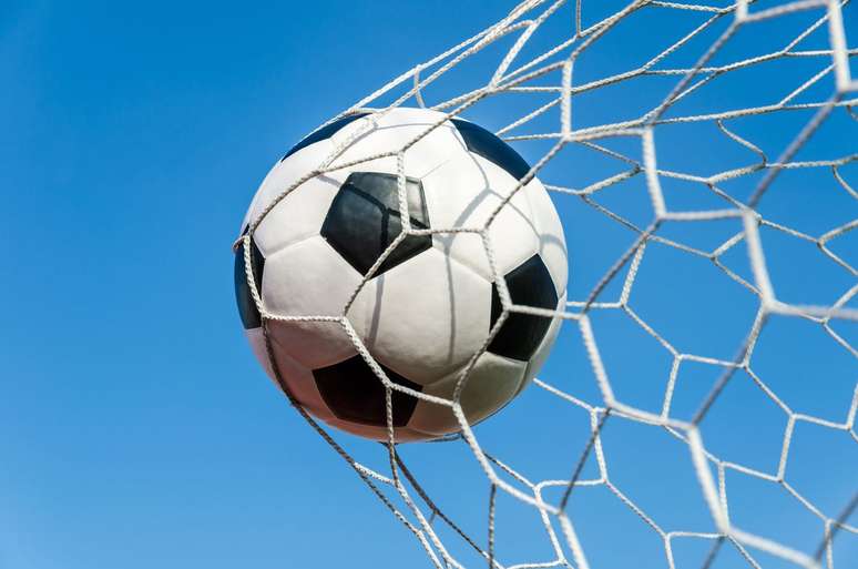 Clássico nacional entre Palmeiras e Flamengo vai esquentar o domingão