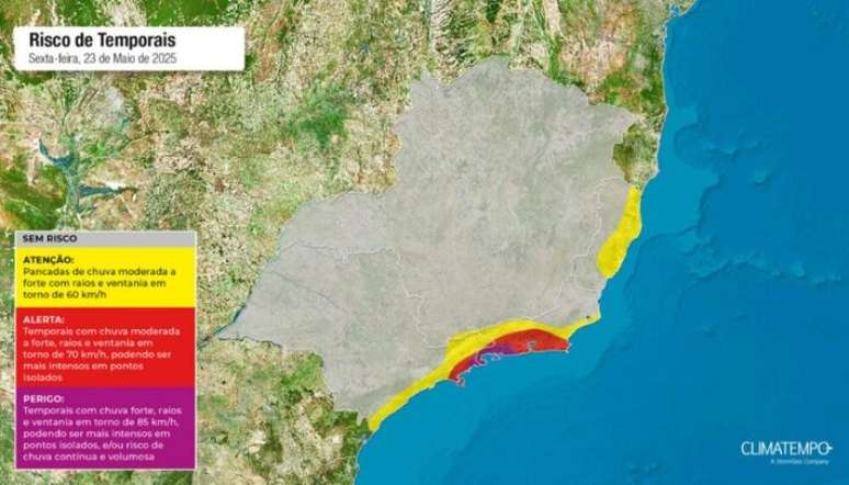 De acordo com o mapa de risco, as cidades do litoral norte paulista e da Costa Verde fluminense estão na rota da chuva mais intensa com áreas em roxo.