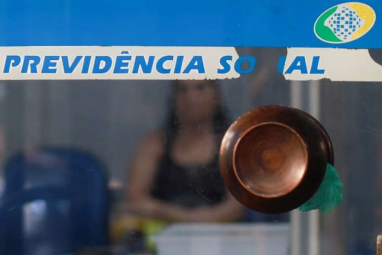 A concessão de novas autorizações para empréstimos consignados para aposentados e pensionistas estava bloqueada desde o dia 8 de maio