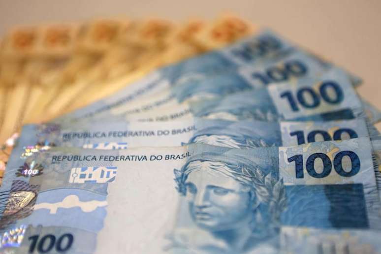 Imposto sobre Operações Financeiras (IOF) é um tributo federal brasileiro que incide sobre diversas operações financeiras