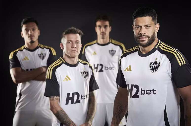 Uniforme 2 do Galo –