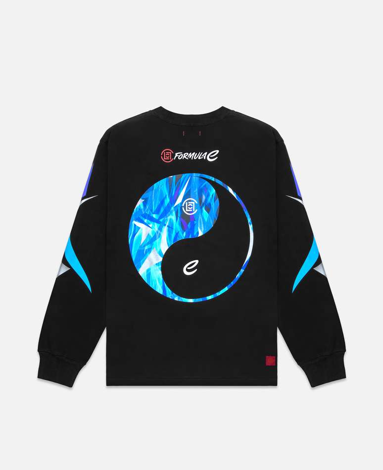 Modelo da camisa de manga longa com o Yin Yang que ser&atilde;o vendidas oficialmente a partir do dia 28 de maio