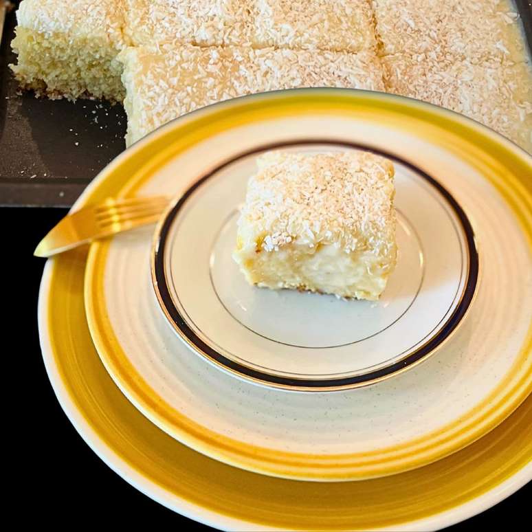 BOLO GELADO DE COCO TOALHA FELPUDA NO LIQUIDIFICADOR