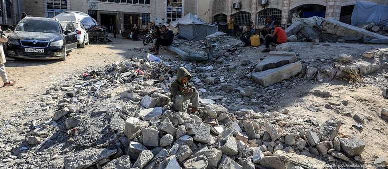 Grande parte de Gaza está em ruínas após um ano e meio de ataques israelenses