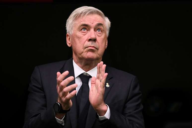Ancelotti agradece o carinhos dos torcedores do Real Madrid em sua despedida