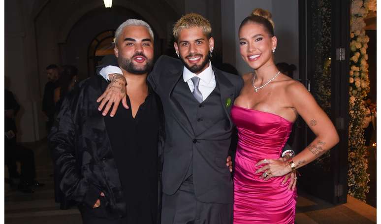 Cad a tharla? Cuireann an cara is fearr le Virginia turas ar ceal le Zé Felipe, tinte indíreacha agus tá sé ag cruthú crack sa chaidreamh. Tuigim!.