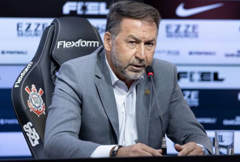 Presidente Augusto Melo investigado pela Polícia Civil 
