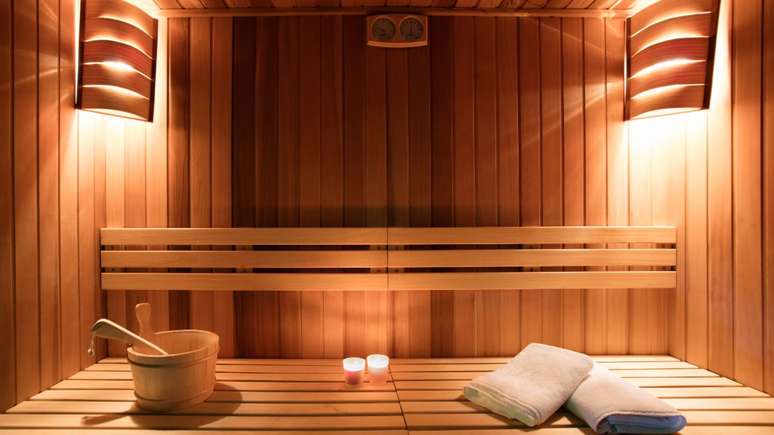 What are the benefits of the sauna for those who practice?