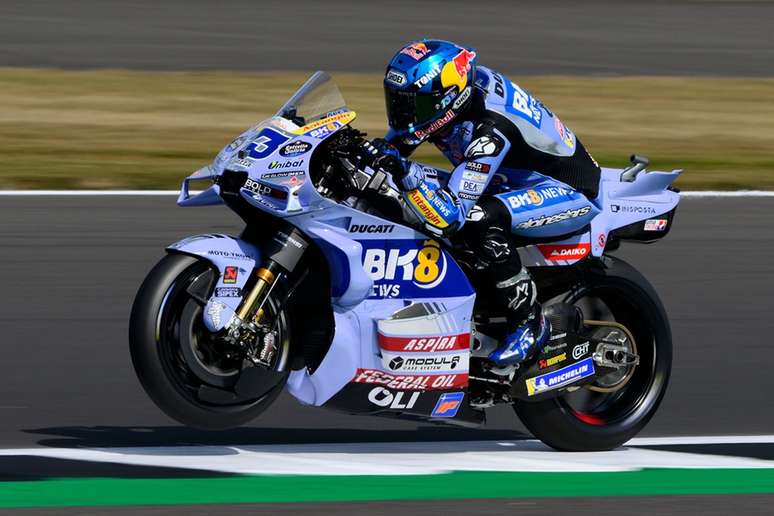 Álex Márquez garante volta recorde em Silverstone