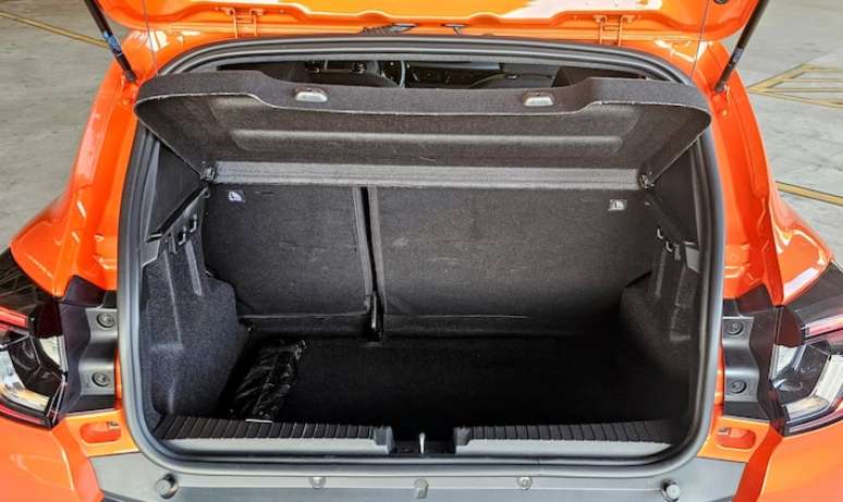 Renault Kardian tem porta-malas dde dimens&otilde;es modestas, mas satisfat&oacute;rio para uma pequena fam&iacute;lia