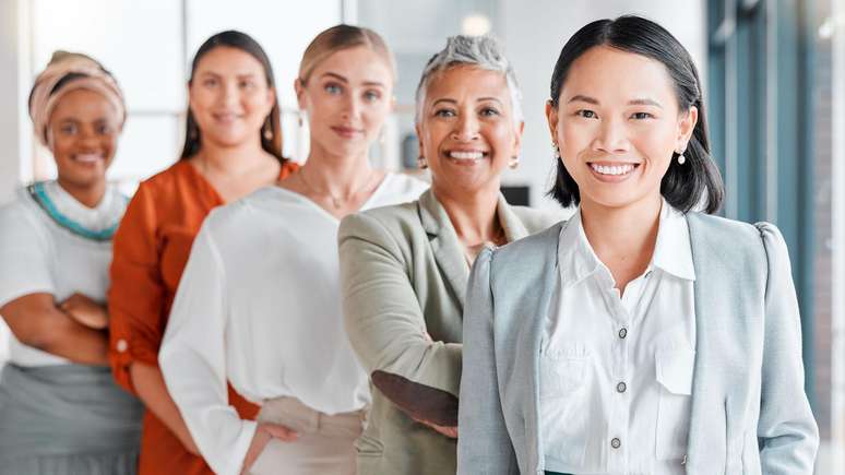 Embora mais mulheres estejam se formando na universidade que homens, aquelas com renda mais alta continuam a ser excep&ccedil;&atilde;o