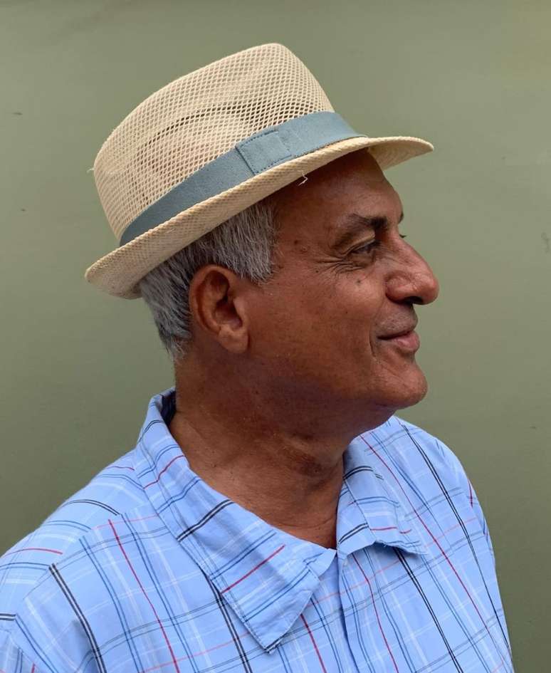 Para poetas como Antônio Barreto, o problema não é só a artificialidade da criação, mas a padronização poética.