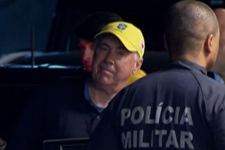 Torcida receives Ancelotti: “Carlinhos is coming and the animal will catch”