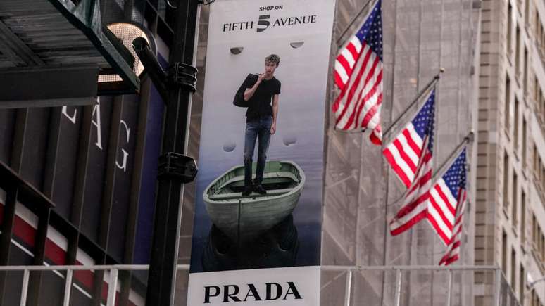 Trump e Von der Leyen acordam extensão de pausa de tarifas à UE