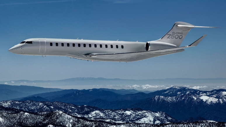 Jato Global 7500, da Bombardier, trouxe Carlo Ancelotti ao Brasil