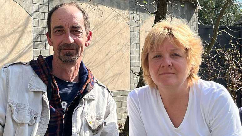 Is léirmheastóirí Vladimir Putin iad Sergei agus Tatyana Voronkov agus ní aontaíonn siad le gníomhartha rialtas na Rúise