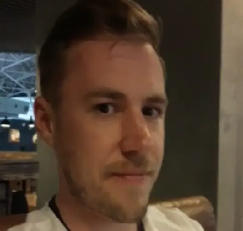 Sergey Vladimirovich Cherkasov se apresentava como Victor Muller Ferreira e havia se candidatado a posto de est&aacute;gio n&atilde;o remunerado no Tribunal Penal Internacional. Ele &eacute; suspeito de ser espi&atilde;o russo