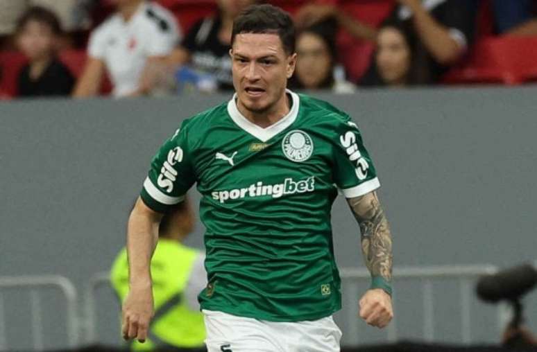 PROPOSTA IRRECUSÁVEL? Aníbal Moreno responde sobre acerto com Boca: saída com condição