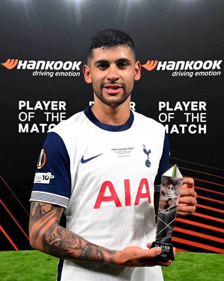 Romero foi eleito o melhor jogador em campo na final da Liga Europa 