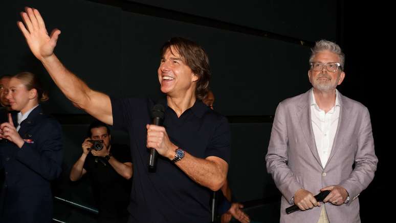 Tom Cruise e Christopher McQuarrie em 2025 -