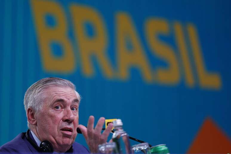 Carlo Ancelotti foi apresentado em evento no Rio