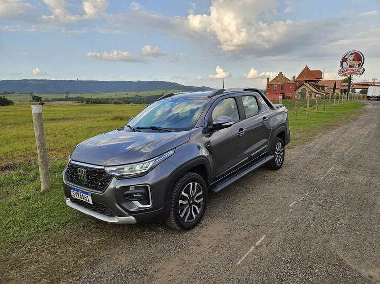 Fiat Strada Turbo Ranch T200 AT