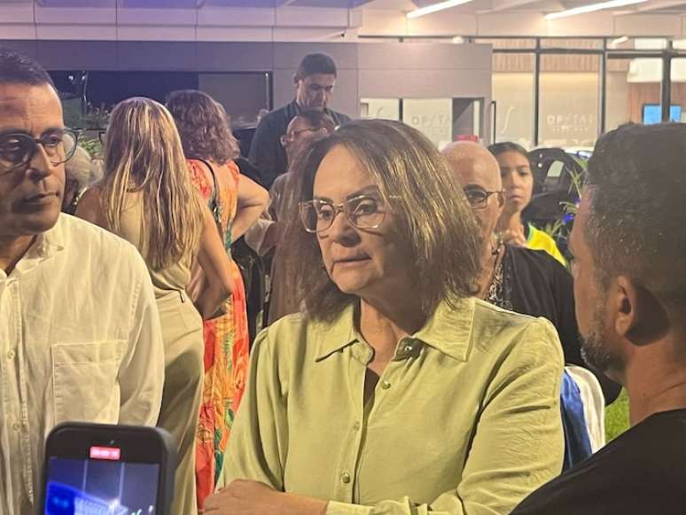 Damares Alves, senador, que pediu investiga&ccedil;&atilde;o ao CGU sobre o contrato