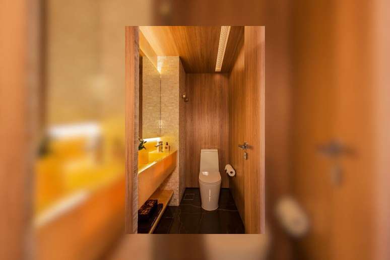 A luz branca pode ser combinada com ilumina&ccedil;&atilde;o quente para trazer mais conforto Projeto: Dantas & Passos Arquitetura |