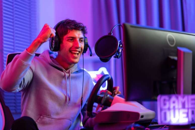 A infantiliza&ccedil;&atilde;o na vida adulta tamb&eacute;m pode acontecer com homens 