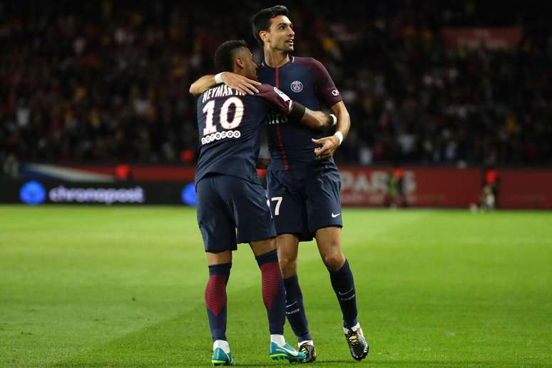 Javier Pastore e Neymar &ndash; (Photo credit should read THOMAS SAMSON/AFP via Getty Images