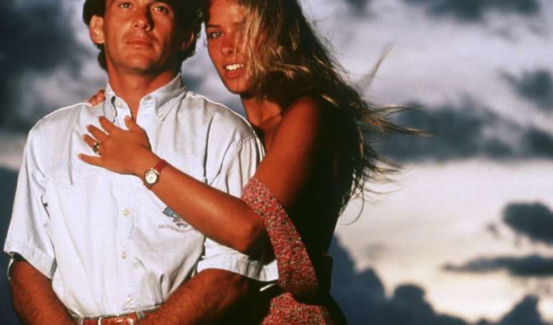 'Adriane assume o controle da narrativa': após polêmicas com a família Senna, Galisteu terá série sobre seu namoro com o piloto.