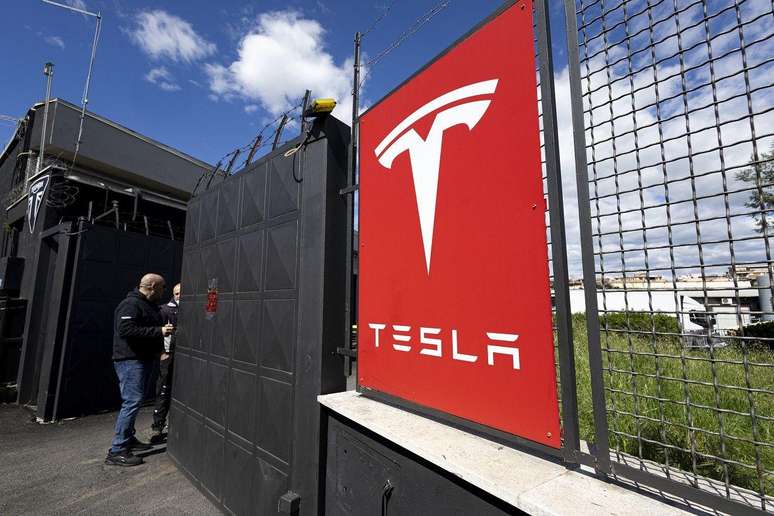 Tesla vem enfrentando problemas financeiros, incluindo queda de lucros