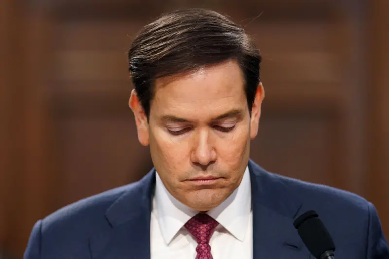 No Congresso, Marco Rubio (foto) afirmou que o governo americano est&aacute; analisando a possibilidade de aplicar san&ccedil;&otilde;es contra o ministro Alexandre de Moraes