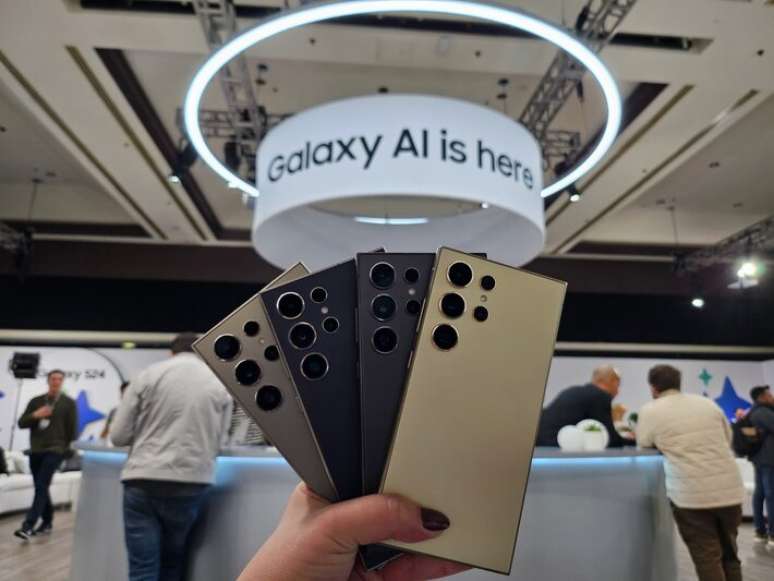 Nova versão da interface da Samsung chega com Android 15, integração com IA do Google e visual repaginado; veja se seu celular está na lista