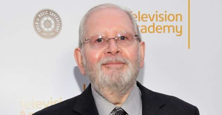 Alf Clausen, compositor conhecido pelas músicas da sitcom 'Os Simpsons', morreu aos 84 anos. "Descanse em paz, Maestro", escreveu a filha Kaarin em homenagem nas redes sociais.