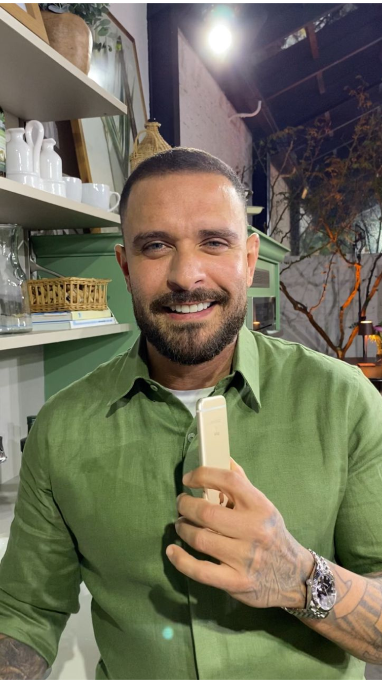 Diogo Nogueira em evento da Gallo