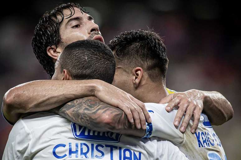 Cruzeiro vive grande momento e mira lideran&ccedil;a do Brasileiro &ndash;