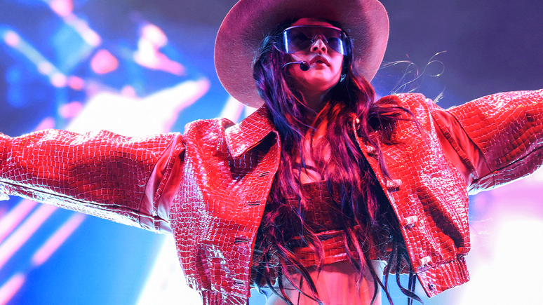 Pendrives considerados de "baixo risco" inclu&iacute;ram recentemente um sucesso da popular cantora e rapper sul-coreana Jennie