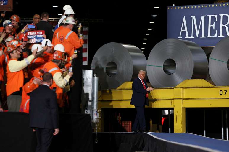 Os EUA ca&iacute;ram ao longo dos anos para a posi&ccedil;&atilde;o de quarto maior produtor de a&ccedil;o no mundo
