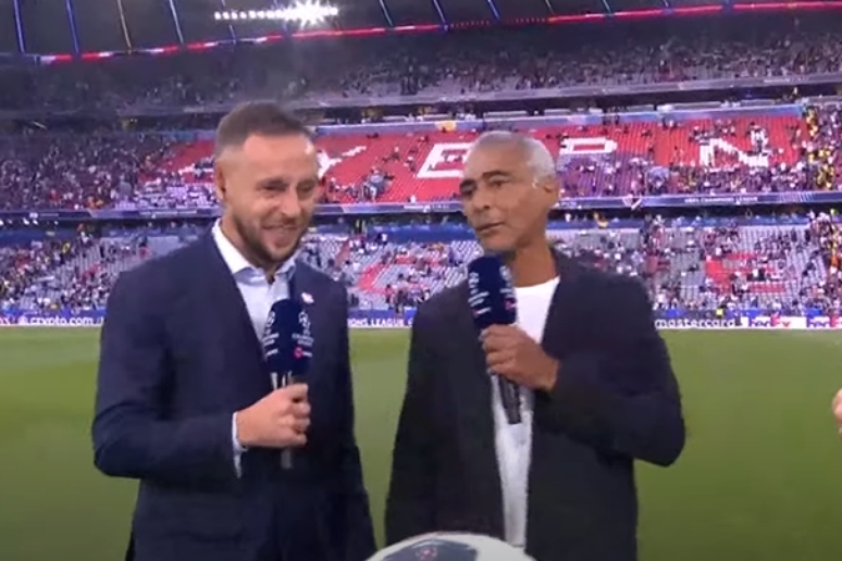 Romário ao lado de Rafinha na transmissão do pré-jogo da final