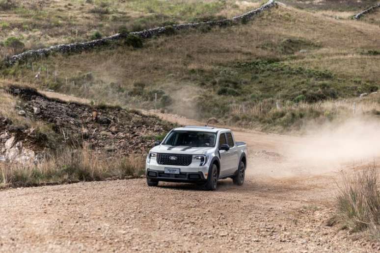 A Lariat Black n&atilde;o &eacute; t&atilde;o off road como a Tremor, mas tem tra&ccedil;&atilde;o integral adaptativa