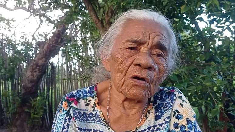 Mulher reúne histórias de sua vida em livros emocionantes; cearense de 89 anos é indicada à prêmio literário