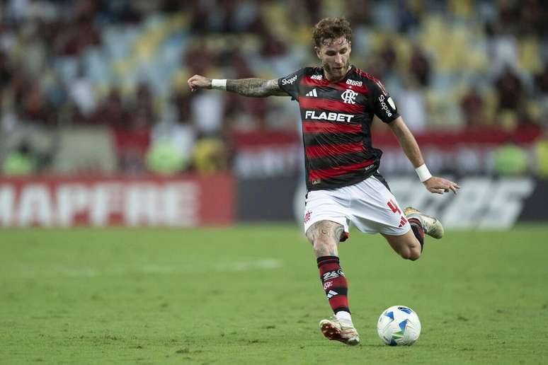 Léo Pereira (Flamengo) durante jogo contra o Deportivo Táchira, no dia 28.05.2025 
