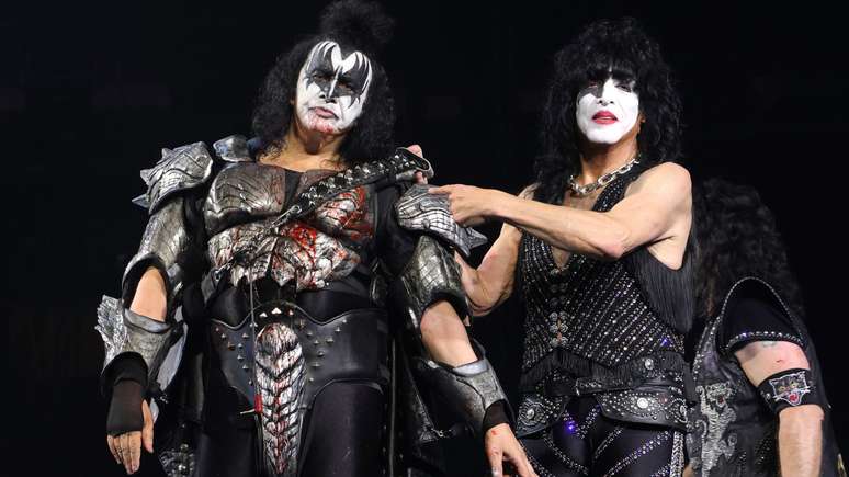 Gene Simmons e Paul Stanley, do Kiss, em anos recentes&nbsp; -